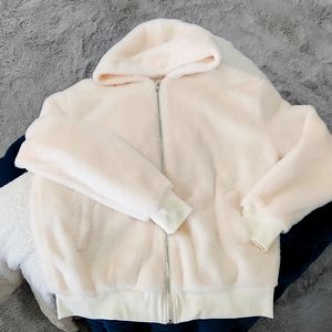NWOT Cream Full zip lightweight faux fur jacket